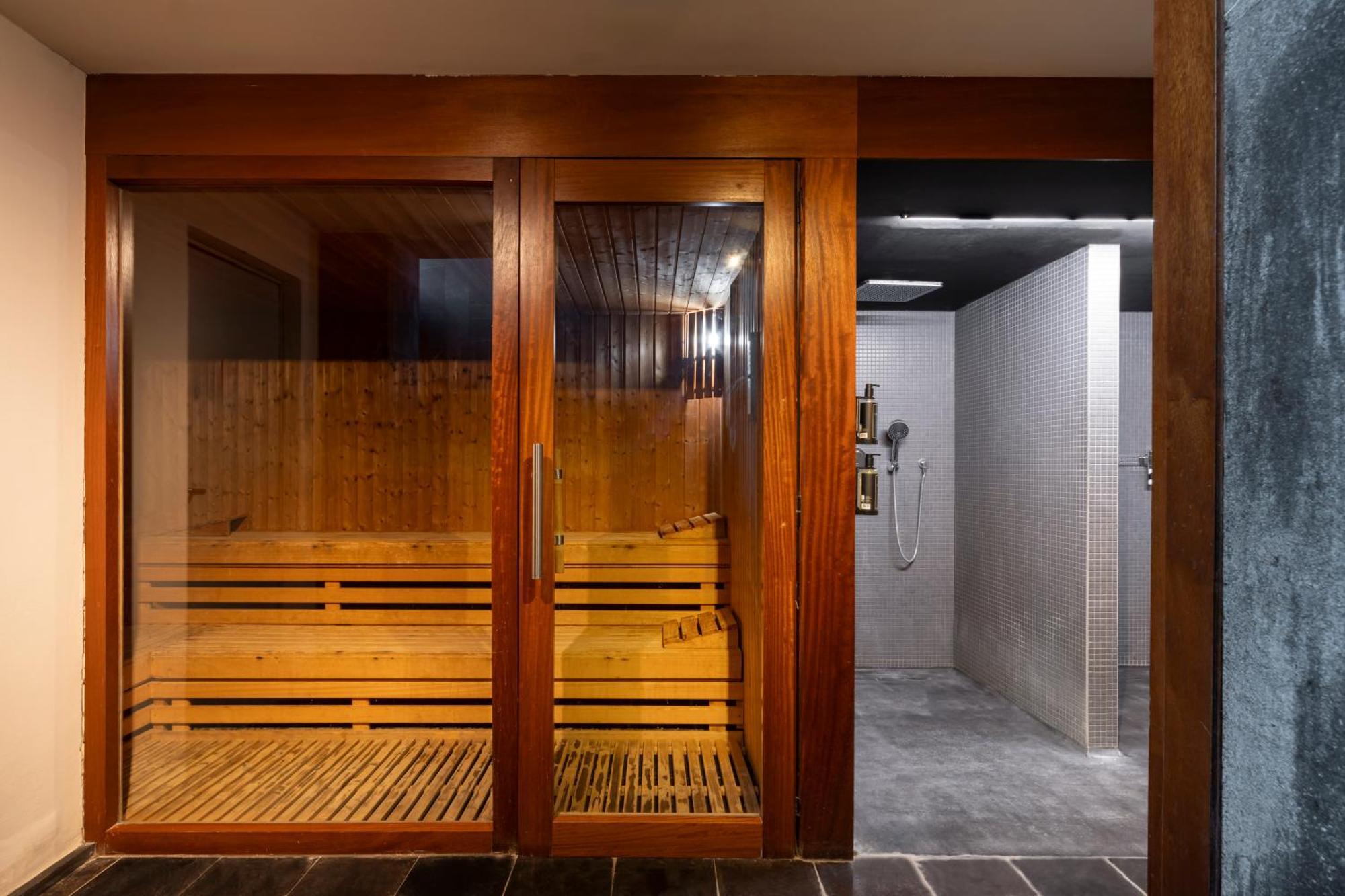 Eurostars Pamplona Otel Dış mekan fotoğraf