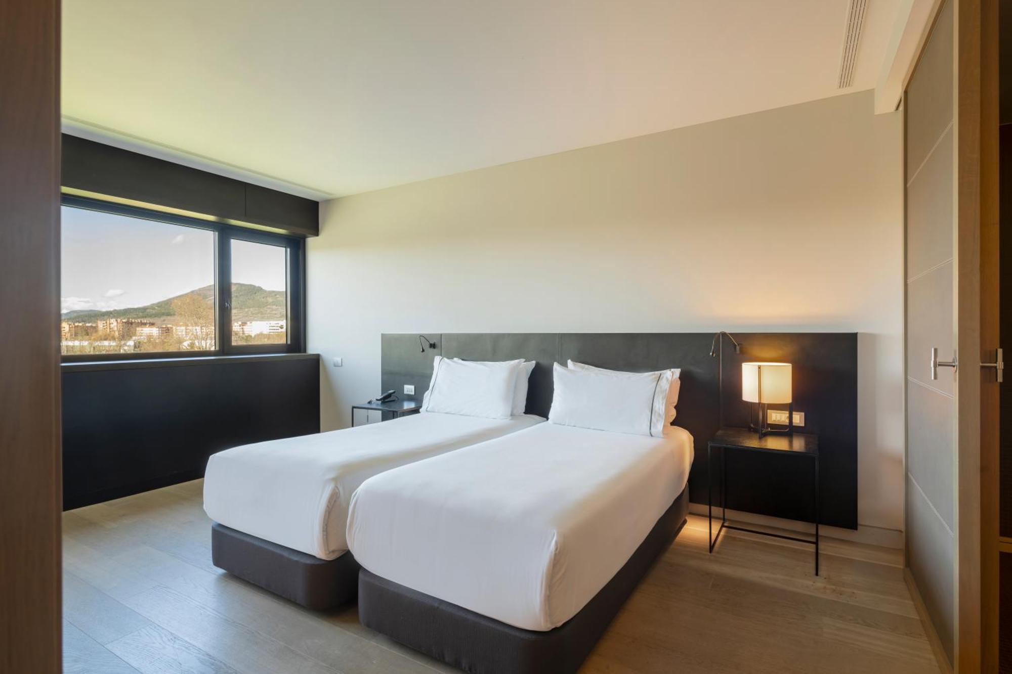Eurostars Pamplona Otel Dış mekan fotoğraf