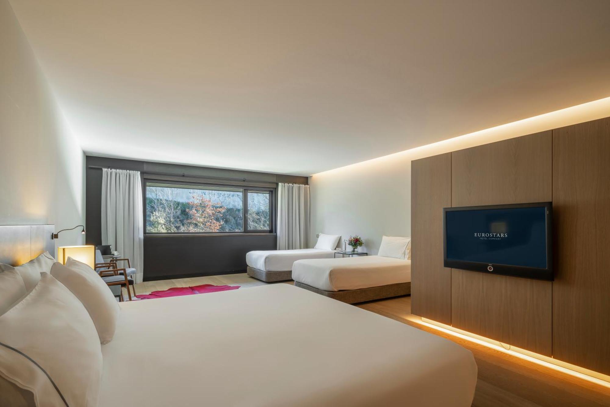 Eurostars Pamplona Otel Dış mekan fotoğraf